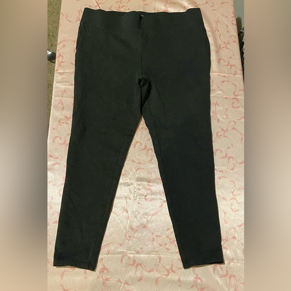 LOFT Charcoal Gray Leggings petite